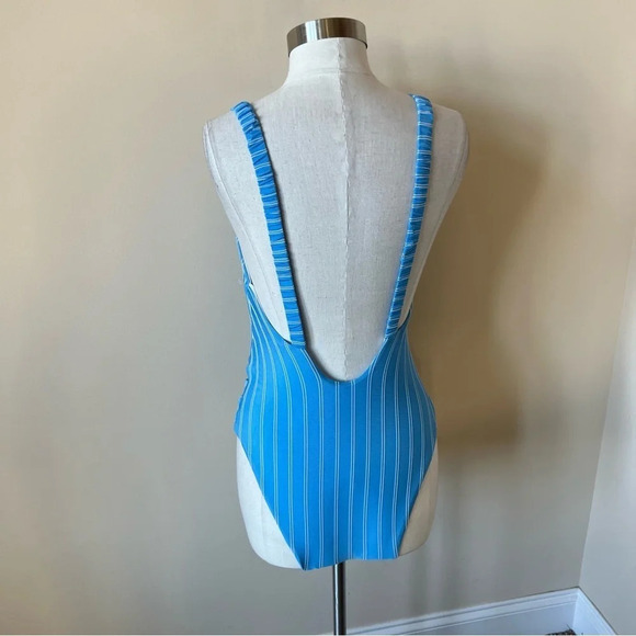 New! Isabella Rose sugar on top striped one piece swimsuit 711 - Picture 6 of 9